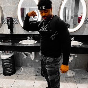 Meet your Posher, Dion